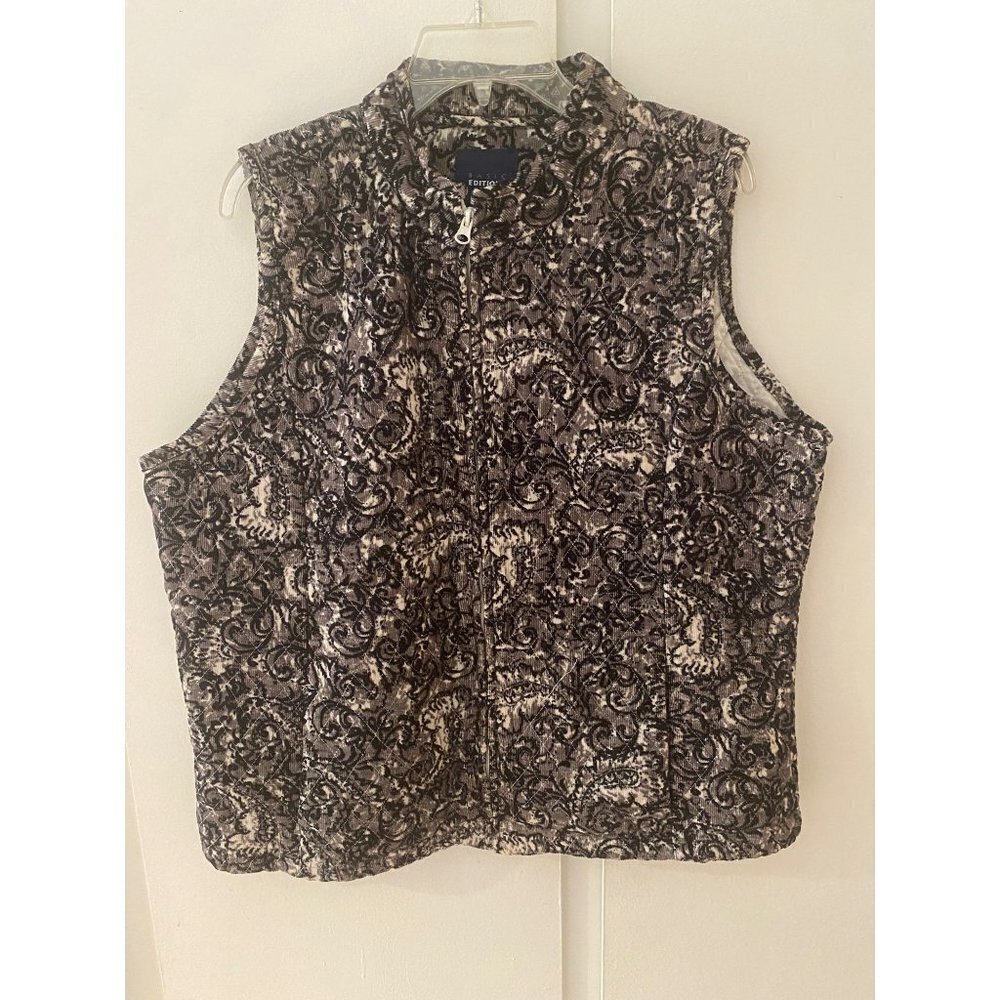 Basic Editions Corduroy Paisly Vest in black and white, XL